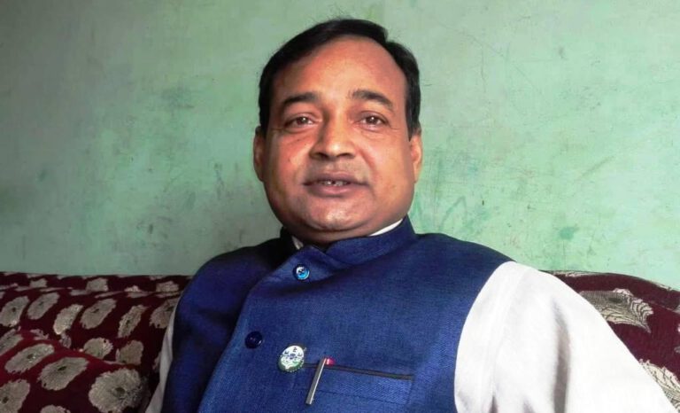 अर्थ मन्त्री यादव लाइ आफ्नै कार्यकर्त्ता द्वारा बेइज्जती , समानांन्तर कार्य समिति घोषणा गर्ने चेतावनी