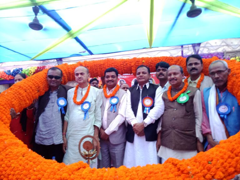 मुख्य मंत्री राउतलाइ १५१ किलोको मालाले स्वागत