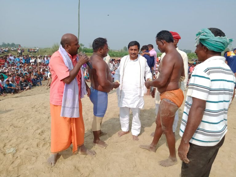 सितलपुर मेलामा भईरहेको कुस्ती प्रतियोगिताले रच्यो रौतहटमा इतिहास