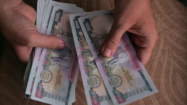 तलबबाट बाबुआमालाई रकम छुट्याउनुपर्ने प्रस्ताव हटाइयो