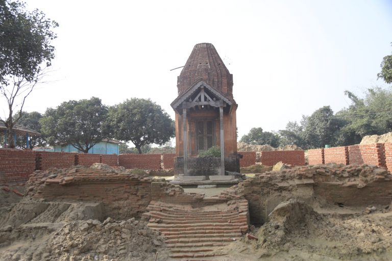 वर्षौदेखि गुमनाम एउटा कर्णाटकालिन मन्दिर