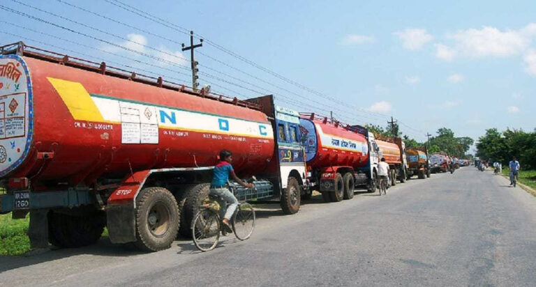 आन्दोलनरत ट्याङ्कर चालक आजदेखि काममा फर्किए