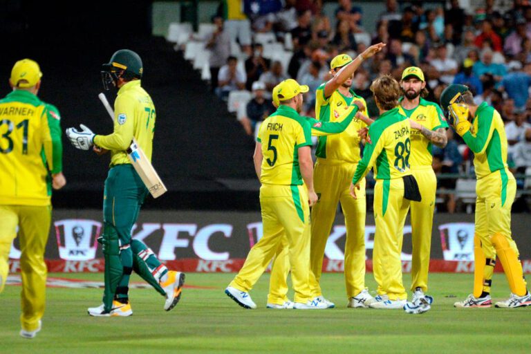 अष्ट्रेलियासँग दक्षिण अफ्रिकाको लज्जास्पद हार