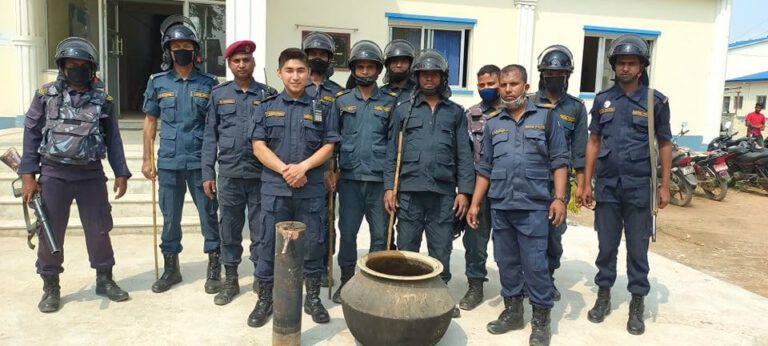 अवैध घरेलु मदिरा भट्टी नष्ट