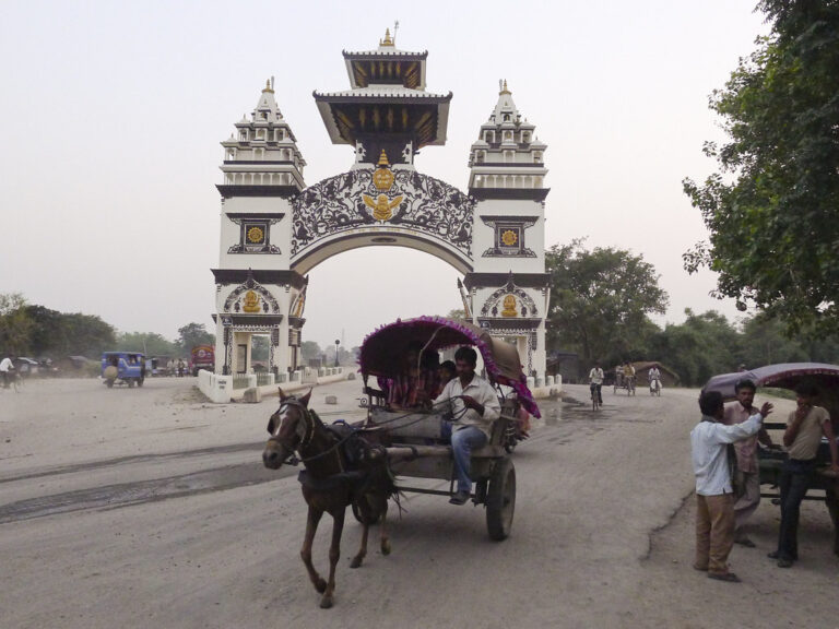 भारतले नेपालका चार वटा नाका बाहेक सबै नाका बन्द गर्ने