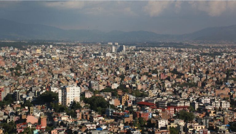 काठमाडौं उपत्यका प्रवेश गर्नेले अनिवार्य १४ दिन क्वारेन्टाइनमा बस्नुपर्ने