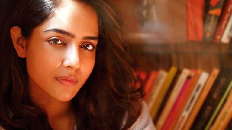 बलिउड अभिनेत्री माल्वी मल्होत्राको पेटमा छुरा प्रहार