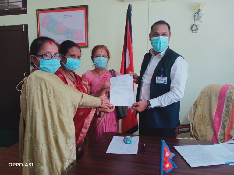 महिलाहरु सड़कमा आउने ,युवाहरु जलाउने पुतला
