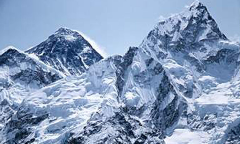 सरकारले विश्वको सर्वोच्च शिखर सगरमाथाको उचाइ घोषणा मंसिर २३ गते गर्ने