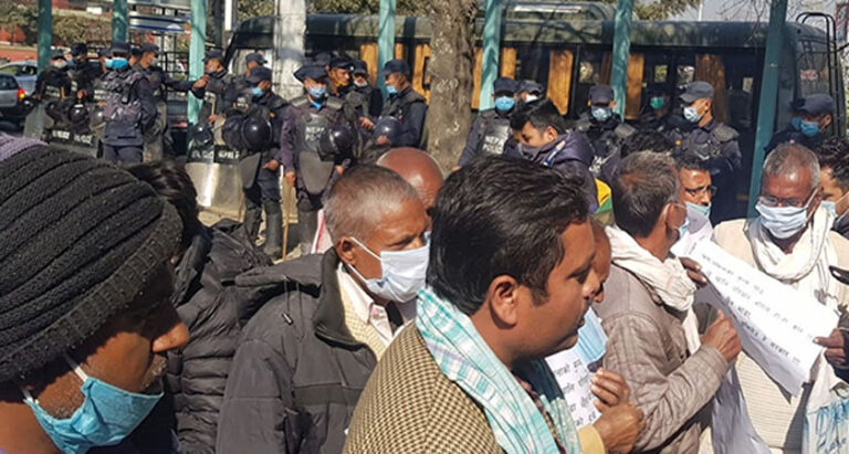 उखु किसानले माइतीघरबाट थाले आन्दोलन