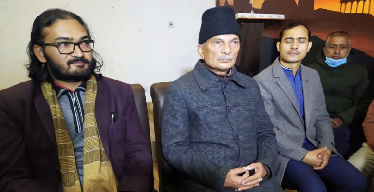 प्रधानमन्त्री ओली हिटलरजस्तै ,छिट्टै पतन हुन्छन् : बाबुराम भट्टराई