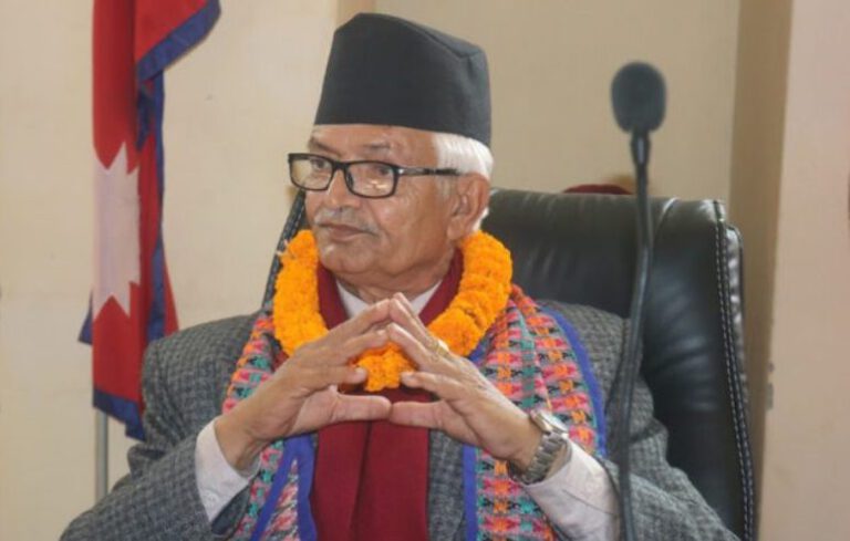 मुख्यमन्त्री पौडेल बिरुद्धको अविश्वासको प्रस्ताव पेश