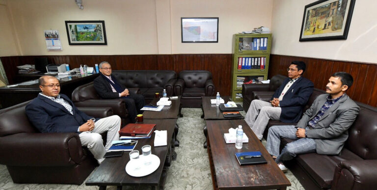 विप्लवसँगको सहमति ऐतिहासिक : गृहमन्त्री बादल