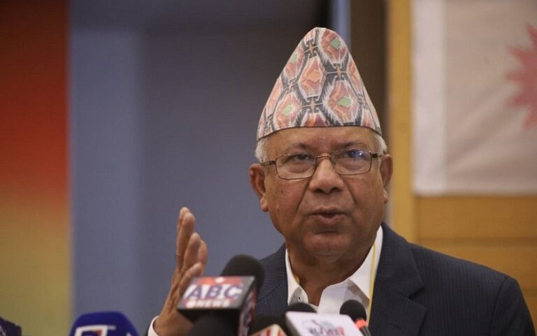 ओलीलाई नेता नेपालको आरोप सहितको स्पष्टकिरण जवाफ