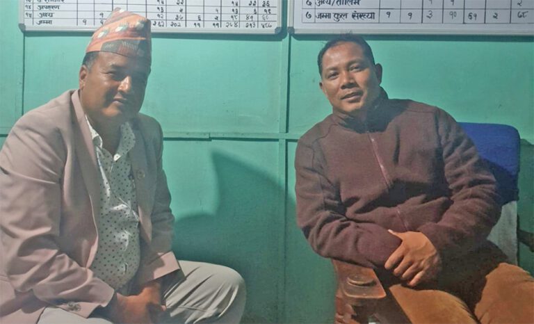 रेशम चौधरीसँग महेश बस्‍नेतको भेटवार्ता