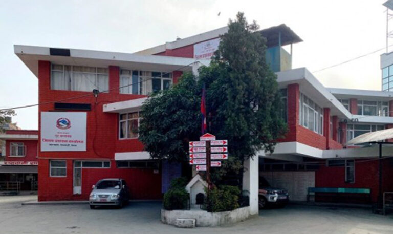 उपत्यकाका तीन वटै जिल्ला प्रशासन कार्यालय एक साताका लागि बन्द हुने