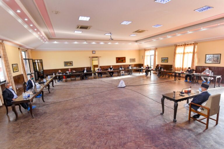 नेकपा एमालेको स्थायी कमिटीको बैठक दिउँसो बस्दै