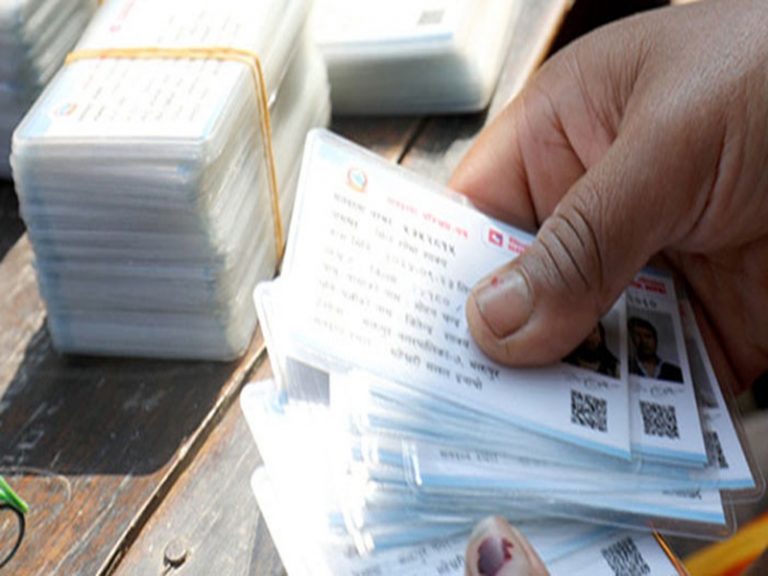 देशभर झण्डै ८ लाख नयाँ मतदाता थपिए