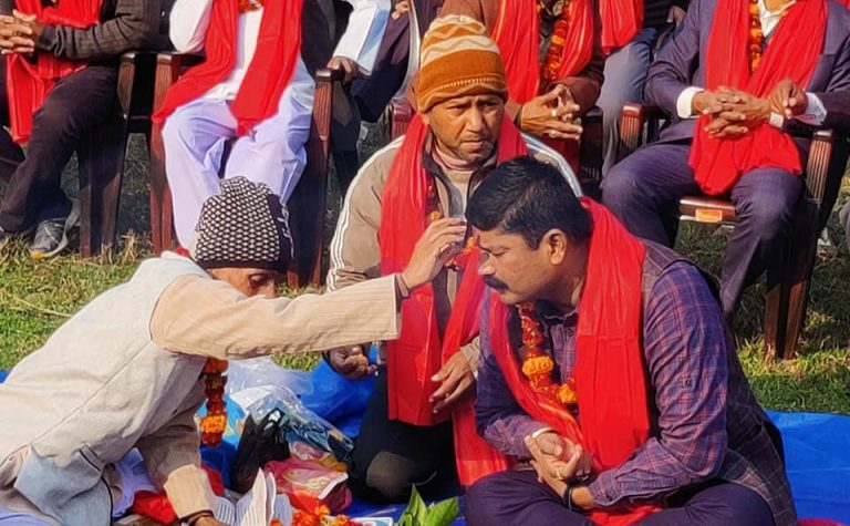 ८ कोठे ४ तल्ले भवनको नगर प्रमुख गुप्ताले गरे शिलन्यास