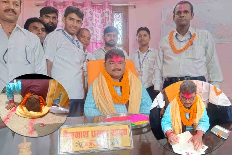 कार्यालयको प्रवेशद्धार ढाेग्दै मेयर बैजु यादवले पदभार सम्भाले, नपाको प्रशासनिक भवन निर्माण गर्ने गरे निर्णय