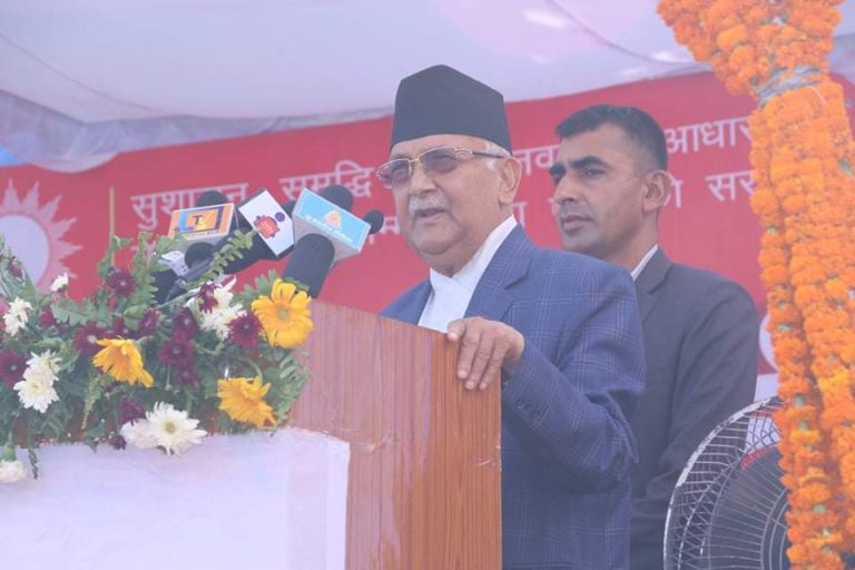 जनतालाई थर्काएर र धम्काएर भोट नमाग्न गठबन्धनका नेतालाई ओलीकाे आग्रह