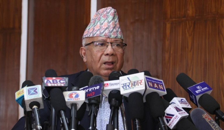 एसपीपीमा सहभागी नहुने पत्र अमेरिकालाई तत्काल पठाउन माधव नेपालको प्रधानमन्त्री देउवालाई आग्रह