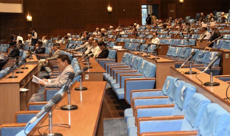 अबदेखि इन्जिनियरिङ पेशाका लागि पनि लाइसेन्स अनिवार्य