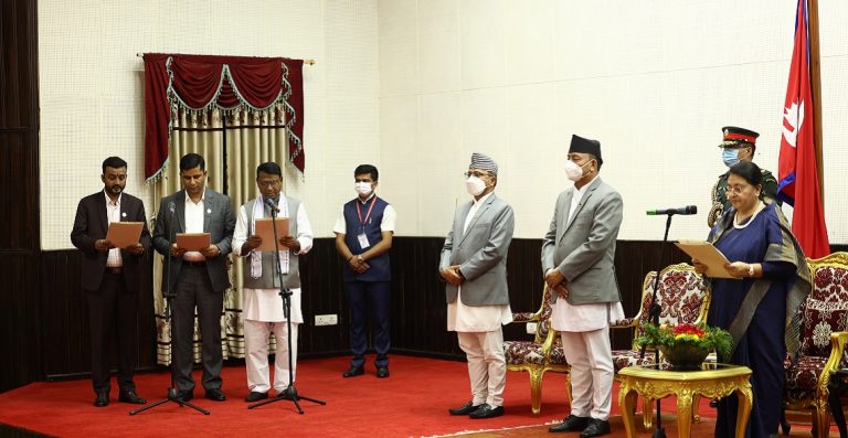जसपाका नवनियुक्त तीन मन्त्रीले सपथ