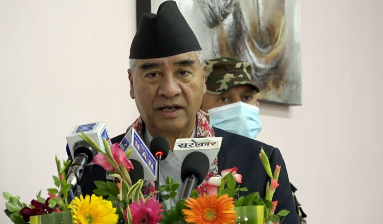 सार्वजनिक कार्यक्रमस्थलमै प्रधानमन्त्री देउवाविरुद्ध नाराबाजी