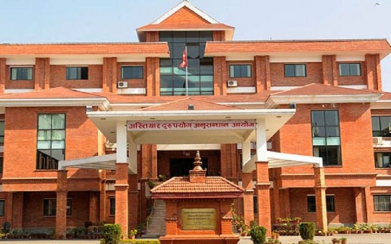 सिम्रौनगढका तत्कालीन प्रमुख प्रशासकीय अधिकृत मरासेनीसहित ५ जनाविरुद्ध भ्रष्टाचार मुद्दा दायर