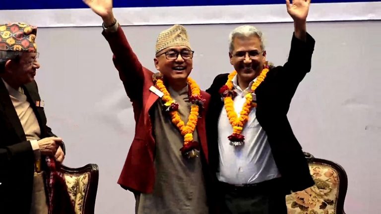 वरिष्ठ उपाध्यक्ष पदसहित रविन्द्र मिश्र राप्रपामा प्रवेश