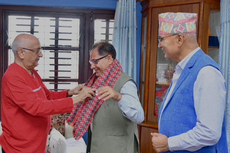 एकीकृत समाजवादी त्यागेर चापागाईँ एमालेमै फर्के