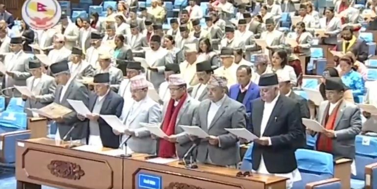 शपथ ग्रहण सँगै दलहरूले नयाँ सरकार गठनको तयारी तीव्र