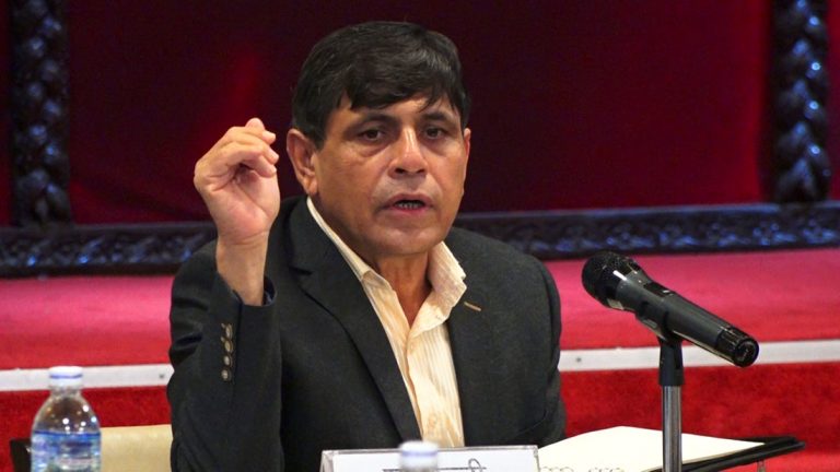 वामपन्थी नेता घनश्याम भुसाल नेकपा एसमा प्रवेश