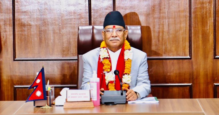 प्रधानमन्त्री प्रचण्डलाई थप ८ वटा मन्त्रालयको जिम्मेवारी