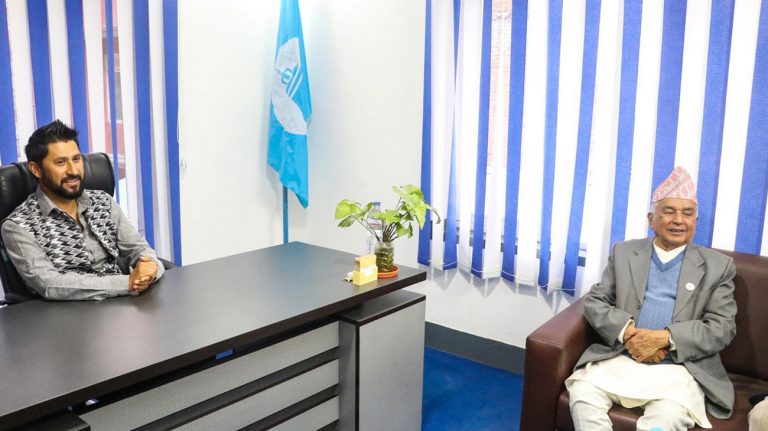 मत माग्न रामचन्द्र पौडेल पुगे रास्वपा कार्यालय