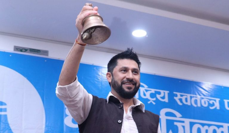 चितवन क्षेत्र नम्बर २ मा रवि लामिछानेकाे उम्मेदवारी कायम