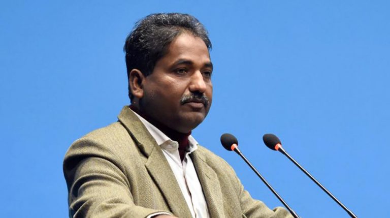 बैंकबाट ऋण लिन नपाएर जनता ठगिन विवश भए : सांसद साह