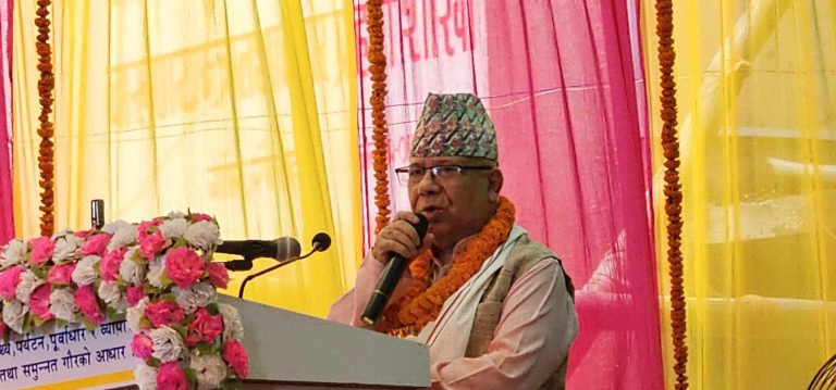 गृह नगरमा विकासका गतिविधिमा तिब्रता पाएकोमा निकै खुशि भएकोछु:- माधव कुमार नेपाल
