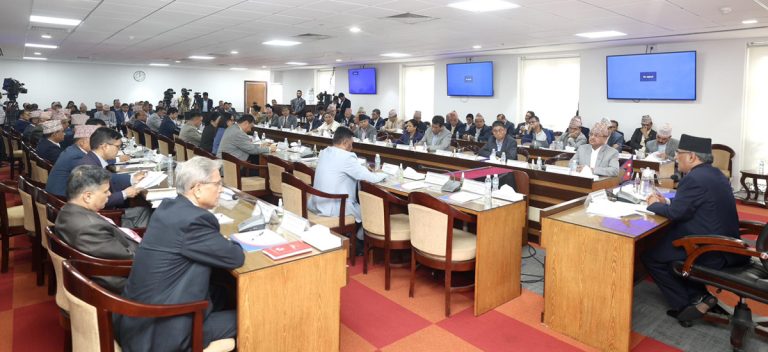 २१ मन्त्रीसँग प्रधानमन्त्री प्रचण्डको कार्यसम्पादन सम्झौता