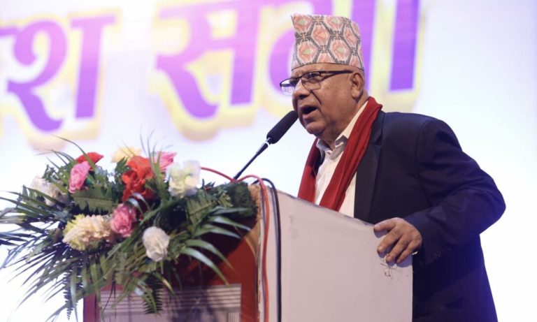निश्पक्ष भएर भ्रष्टाचारको फाईल खोल्न सरकारलाई माधव नेपालकाे आग्रह