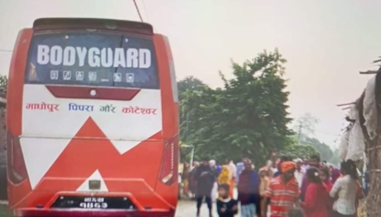 राैतहटमा यात्रुबाहक बसले ठक्कर दिँदा एक जनाको मृत्यु