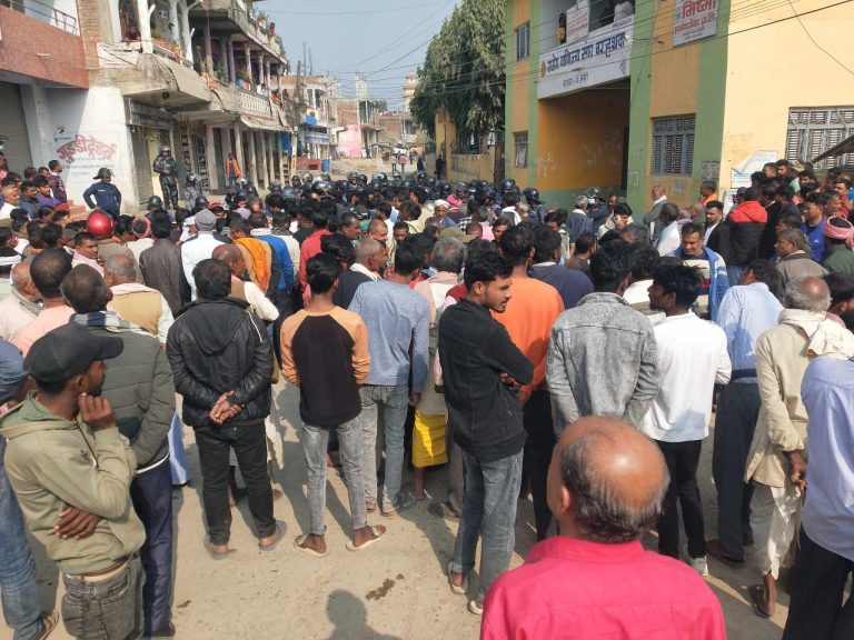 सर्लाहीको बरहथवामा भएको प्रदर्शनमा एक जनाको मृत्यु