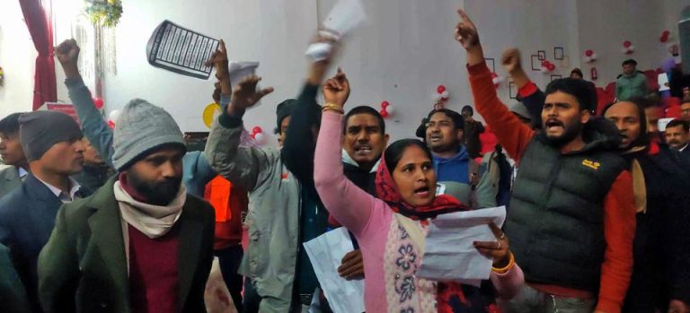 मधेश सरकार स्वाभिमान दिवस मनाउँदै, जनमतको अवरोध