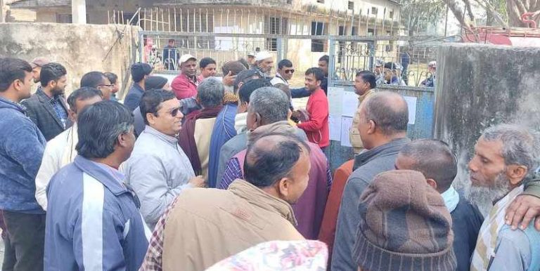 नेकपा एमाले रौतहट अधिवेशन, नयाँ नेतृत्व चयनका लागि मतदान जारी