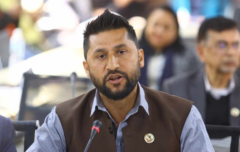 एकपटक बोल्न पाउनुपर्यो, त्यत्ति हो मागेको – गृहमन्त्री रवि                                                                                                                                                                                                                                                                                                                                                          लामिछाने