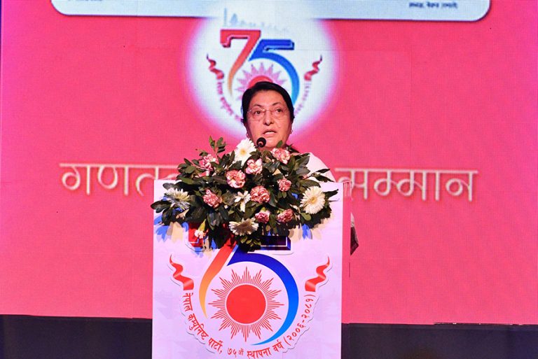 विद्याले श्रीमान् मदनलाई सम्झेर भक्कानिँदै भने सपना साकार पार्ने अभियानमा छु’  