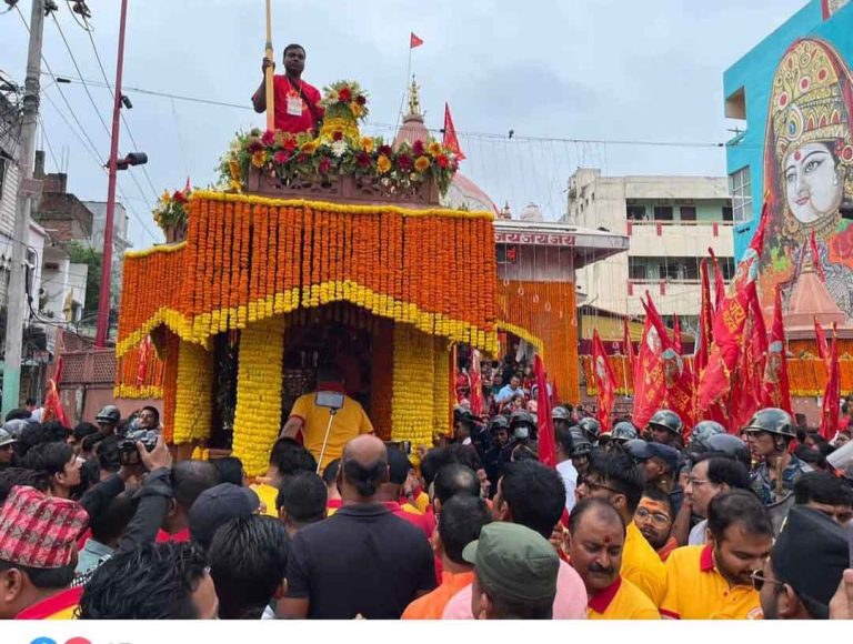 गहवामाईको १२ औं वार्षिकोत्सवमा भव्य रथयात्रा, हजारौँ भक्तजनको सहभागिता