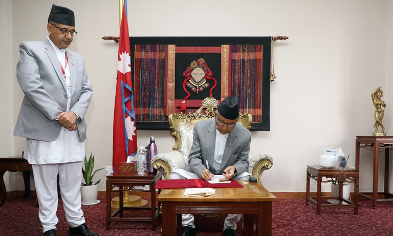 राष्ट्रपतिले गरे टीआरसी विधेयक प्रमाणीकरण