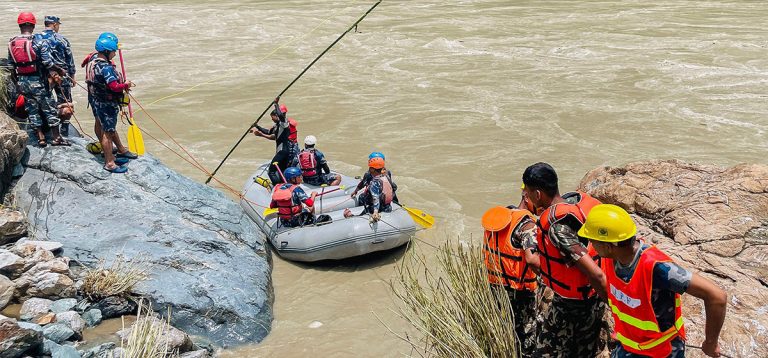 सिमलताल पहिरोका मृतक र बेपत्तालाई राहात लिन जिप्रका रौतहटको अनुरोध